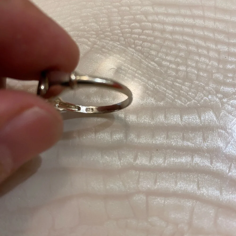 Silver ring - Picture 6 of 8